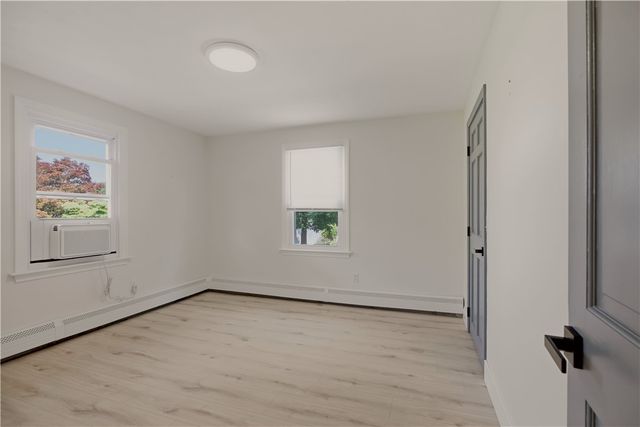 18 Waterman Street, Bristol, RI 02809