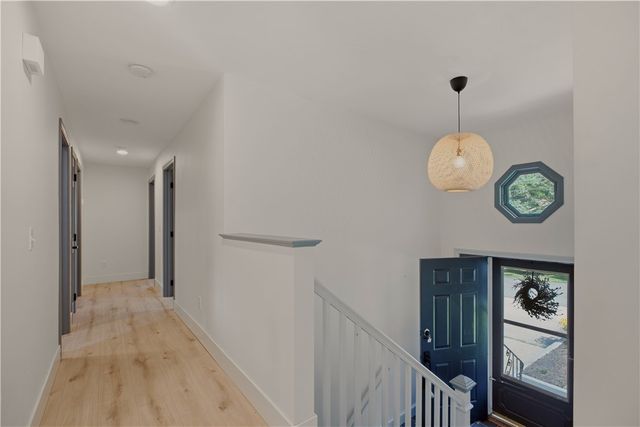 18 Waterman Street, Bristol, RI 02809