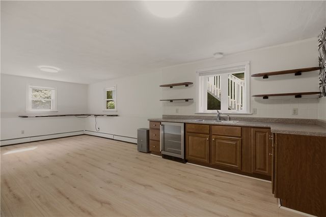 18 Waterman Street, Bristol, RI 02809