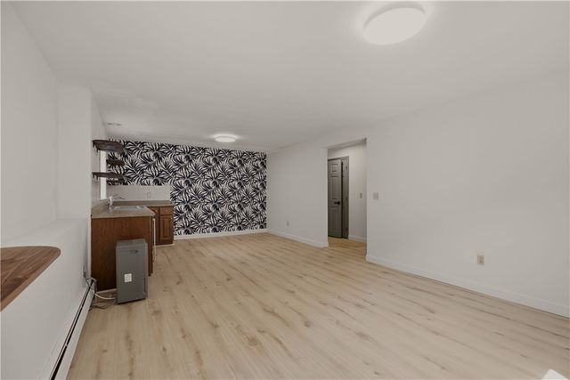 18 Waterman Street, Bristol, RI 02809