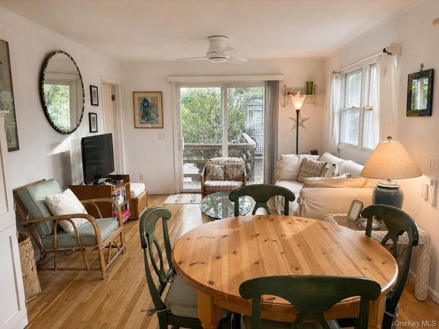 111 Walnut Walk, Fair Harbor, NY 11706