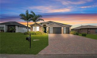 838 NW 2nd ST, Cape Coral, FL 33993