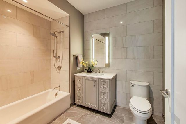 435 N Michigan Avenue 1105, Chicago, IL 60611