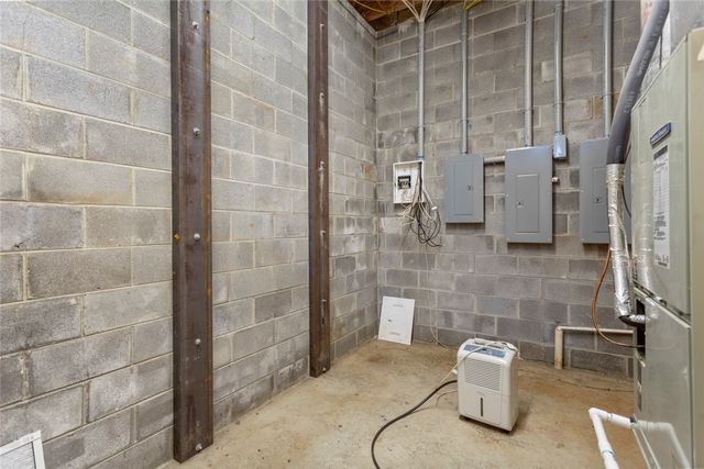 310 Falcons Nest Road, Walhalla, SC 29691