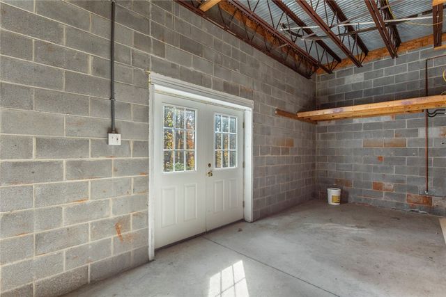 310 Falcons Nest Road, Walhalla, SC 29691