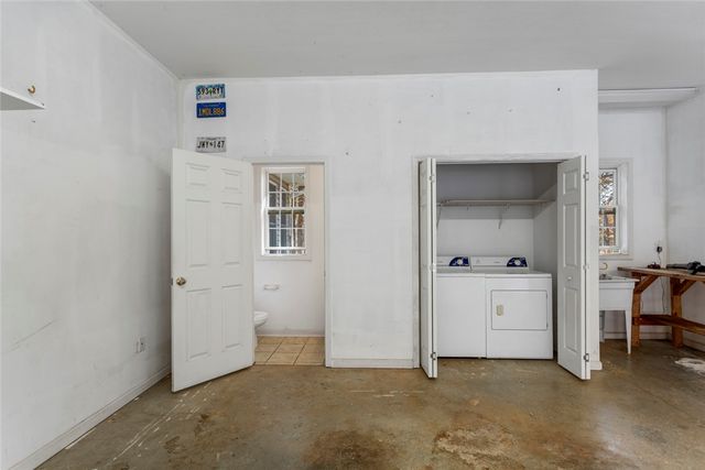 310 Falcons Nest Road, Walhalla, SC 29691