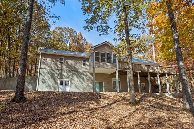 310 Falcons Nest Road, Walhalla, SC 29691