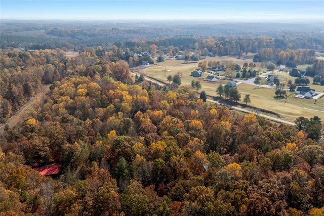 310 Falcons Nest Road, Walhalla, SC 29691