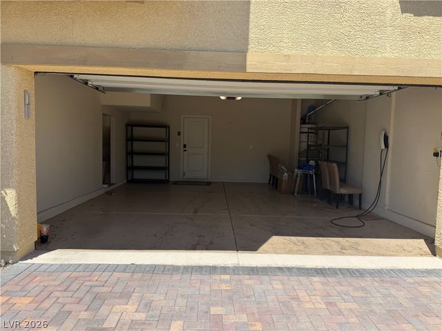 817 Orchard Course Drive, Las Vegas, NV 89148