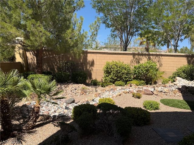 817 Orchard Course Drive, Las Vegas, NV 89148