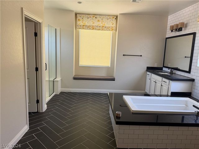 817 Orchard Course Drive, Las Vegas, NV 89148