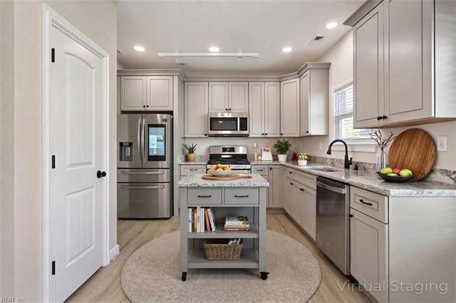 4165 Williamson ST, Chesapeake, VA 23324