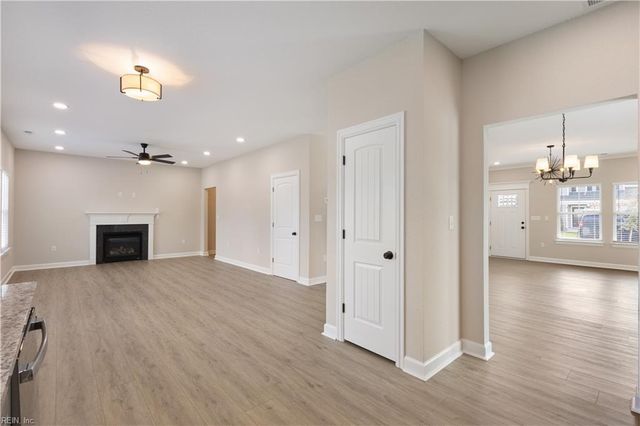 4165 Williamson ST, Chesapeake, VA 23324