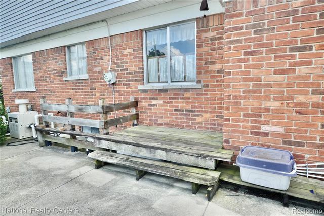 36306 Weber Drive, Sterling Heights, MI 48310