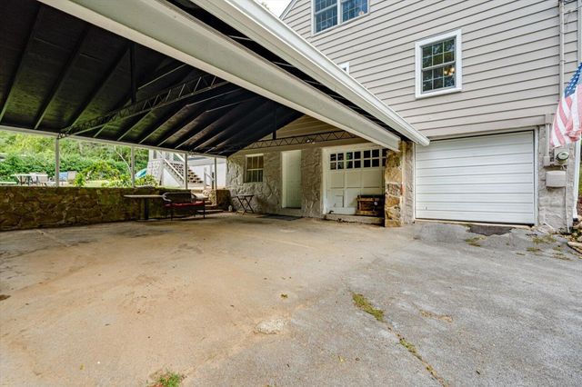 1204 Aladdin Road, Lookout Mountain, GA 30750