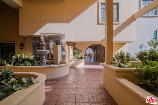 851 N San Vicente Boulevard 115, West Hollywood, CA 90069