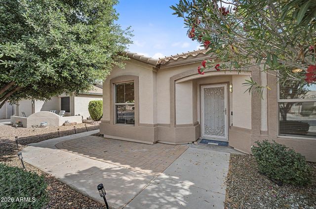 3211 E GLENEAGLE Drive, Chandler, AZ 85249