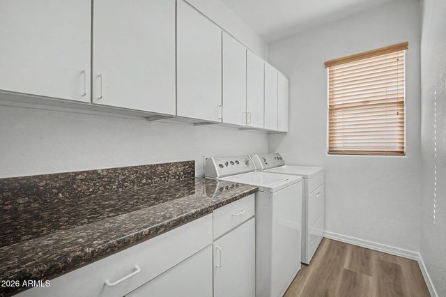 3211 E GLENEAGLE Drive, Chandler, AZ 85249