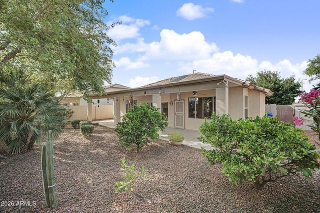 3211 E GLENEAGLE Drive, Chandler, AZ 85249