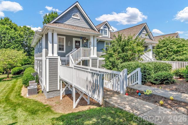 2601 Sagamore Lane, Asheville, NC 28806