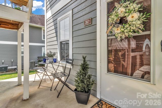 2601 Sagamore Lane, Asheville, NC 28806