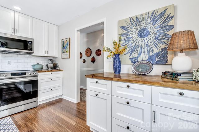 2601 Sagamore Lane, Asheville, NC 28806