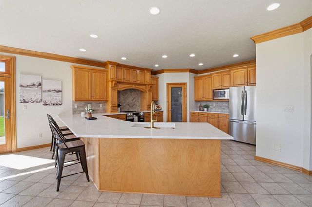 1529 SILVER MAPLE DRIVE, De Pere, WI 54115