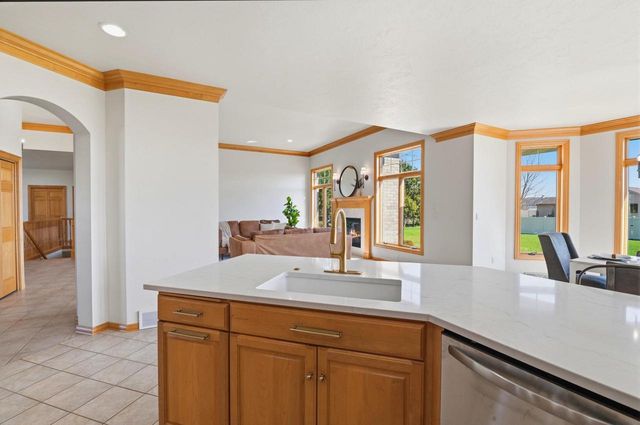 1529 SILVER MAPLE DRIVE, De Pere, WI 54115