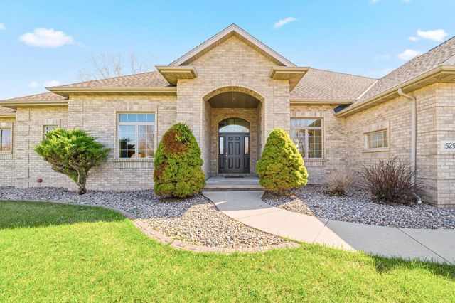 1529 SILVER MAPLE DRIVE, De Pere, WI 54115