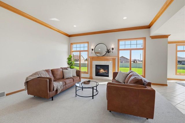 1529 SILVER MAPLE DRIVE, De Pere, WI 54115
