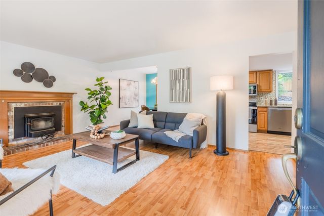 3709 S 284th Place, Auburn, WA 98001