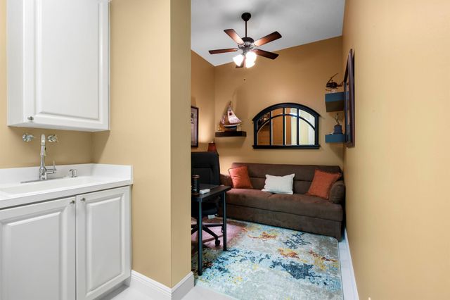 8 Harbour Isle Drive E 5, Fort Pierce, FL 34949