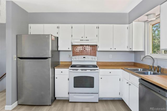 6713 Debra Drive, Fort Collins, CO 80525