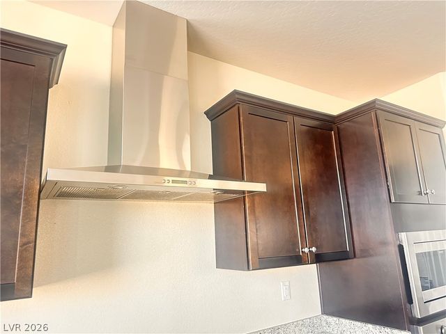 5380 Jade Crystal Avenue, Las Vegas, NV 89146