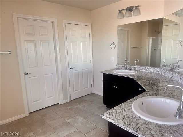 5380 Jade Crystal Avenue, Las Vegas, NV 89146