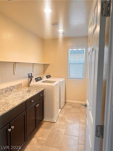 5380 Jade Crystal Avenue, Las Vegas, NV 89146