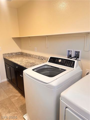 5380 Jade Crystal Avenue, Las Vegas, NV 89146