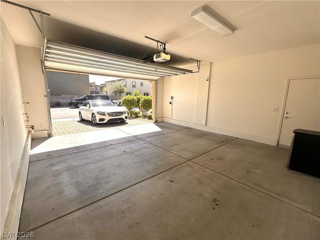 5380 Jade Crystal Avenue, Las Vegas, NV 89146