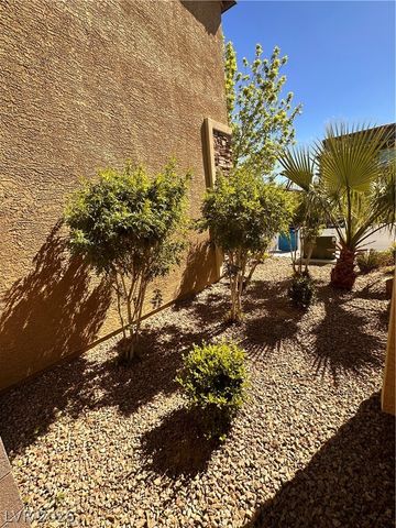 5380 Jade Crystal Avenue, Las Vegas, NV 89146