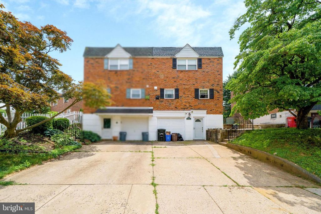 816 KENDRICK ST, Philadelphia, PA 19111