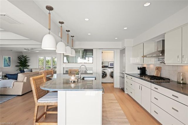 1 Sunset Captiva LN, Captiva, FL 33924