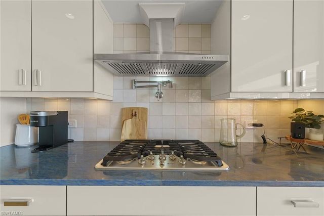 1 Sunset Captiva LN, Captiva, FL 33924