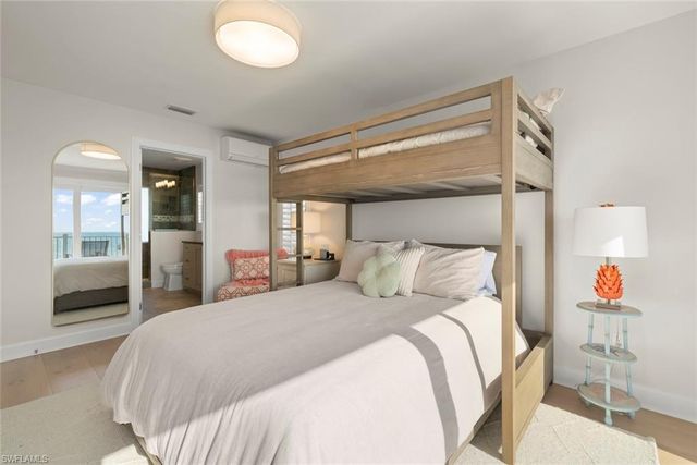 1 Sunset Captiva LN, Captiva, FL 33924