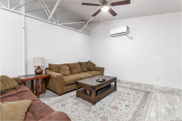 11334 S US HIGHWAY 181 3, San Antonio, TX 78223