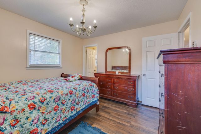 18 Ross Street, Bristol, TN 37620