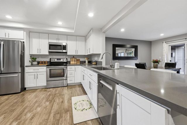 12089 Caminito Campana, San Diego, CA 92128