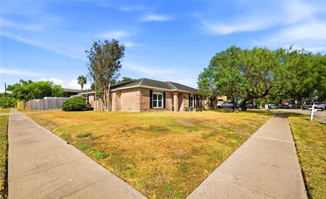 5037 Maylands Dr, Corpus Christi, TX 78413
