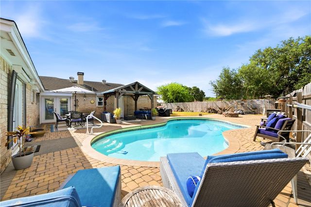 5037 Maylands Dr, Corpus Christi, TX 78413