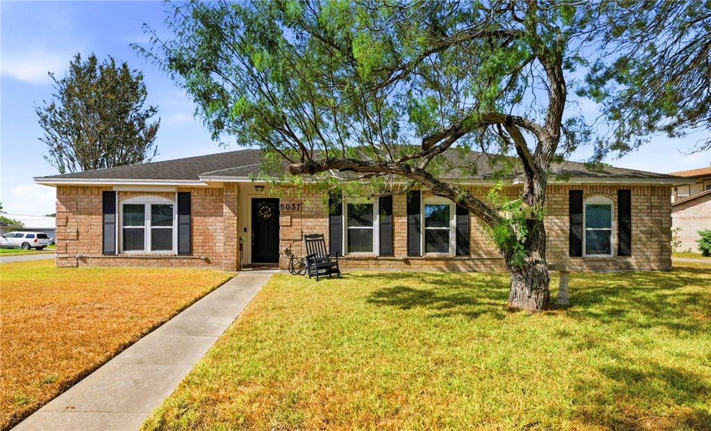 5037 Maylands Dr, Corpus Christi, TX 78413