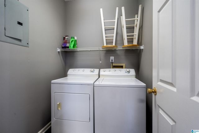 109 CANYON TRAIL, Pelham, AL 35124